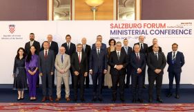 Group picture - Day 2: with European Commissioner Magnus Brunner, &copy; Ratko Mayar